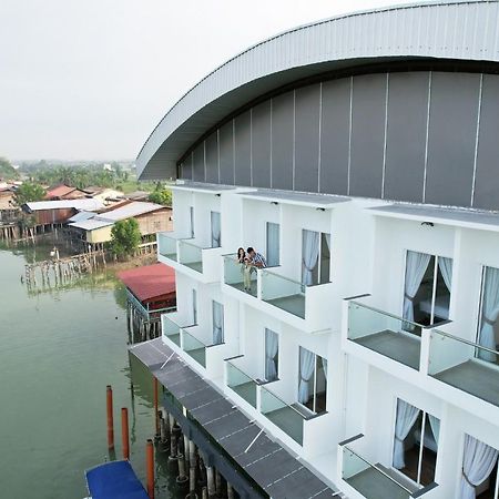 Hotel Le-Shore Куала-Селангор Экстерьер фото